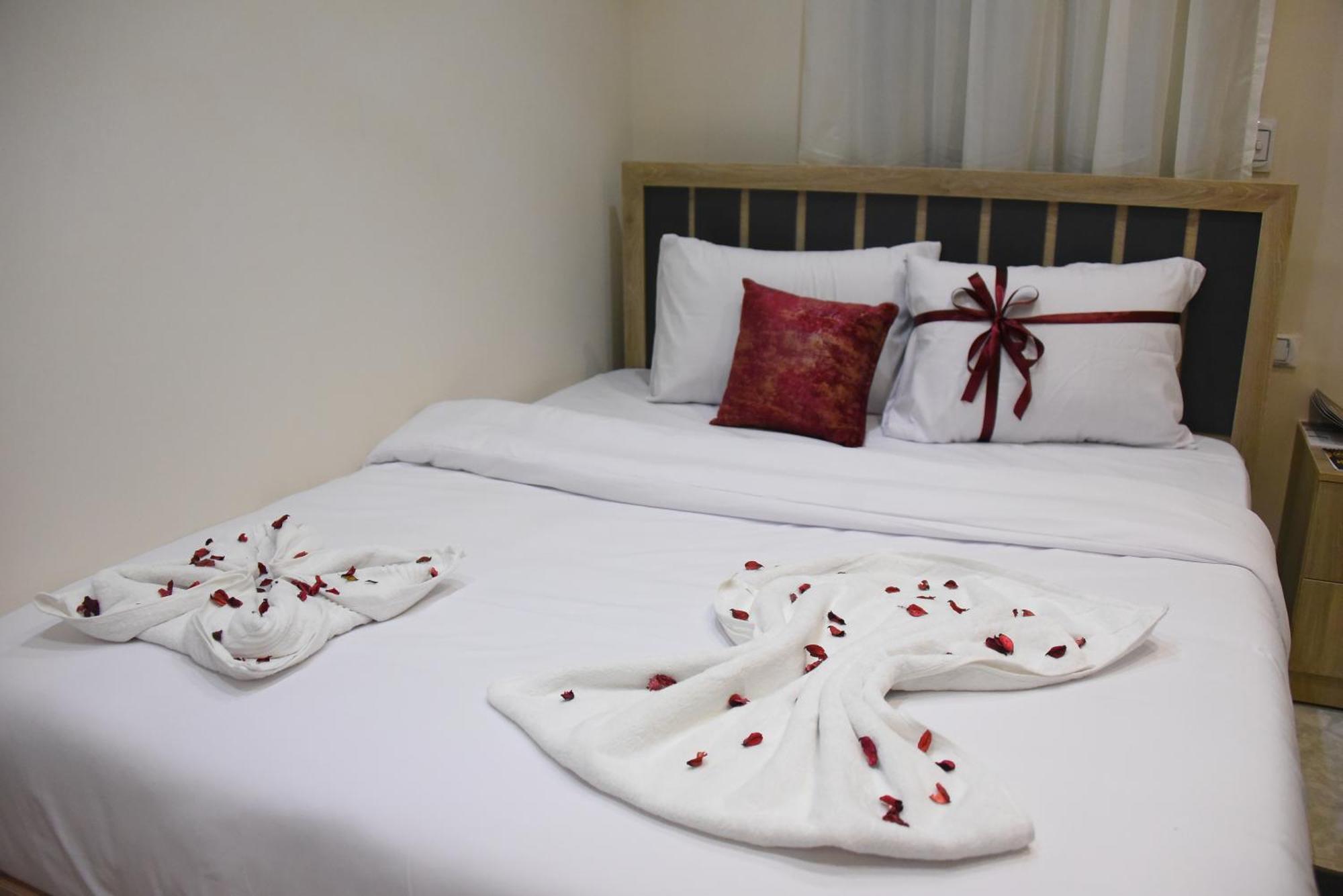 Locanda Pyramids Hotel Kafrat al Jabal Ngoại thất bức ảnh